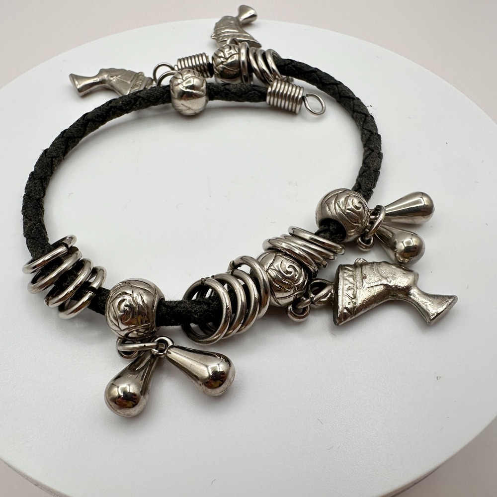 Vintage Y2K Black Cord Silver Tone Nefertiti Bracelet Fashion Jewelry